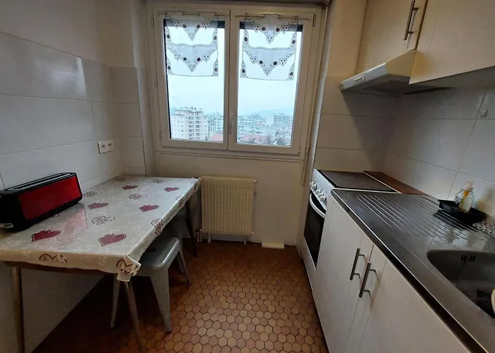 Montcalm D - Mignon Logement, Tres Agreable Avec Piscine, Tennis ! Mae-6794 アパート